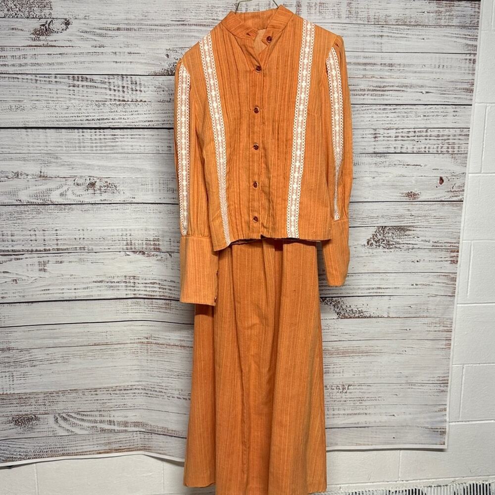 Vintage 70s Orange Two-Piece Granny Set with Lace Details XS